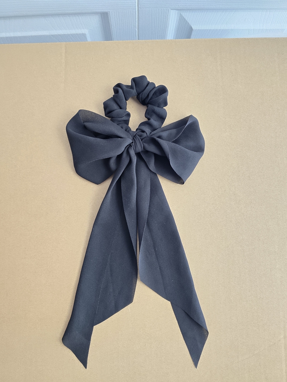 Elegant Black Bow Scrunchie Hair Tie